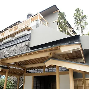 https://gora-hanaougi-madoka-no-mori.kanagawa-hotels.com